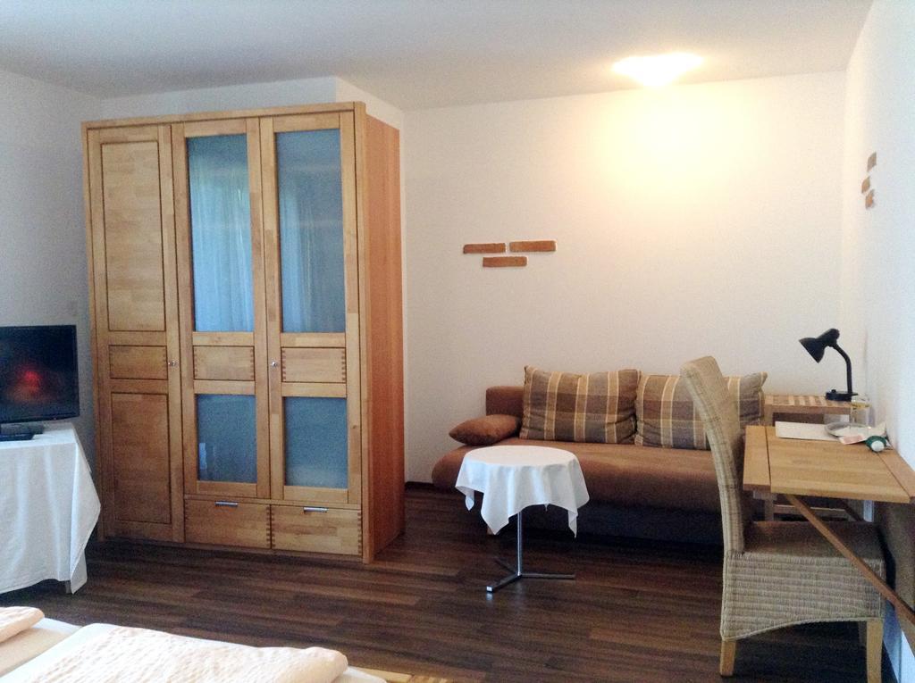 Gasthof Zur Haltestelle Lasberg Rum bild
